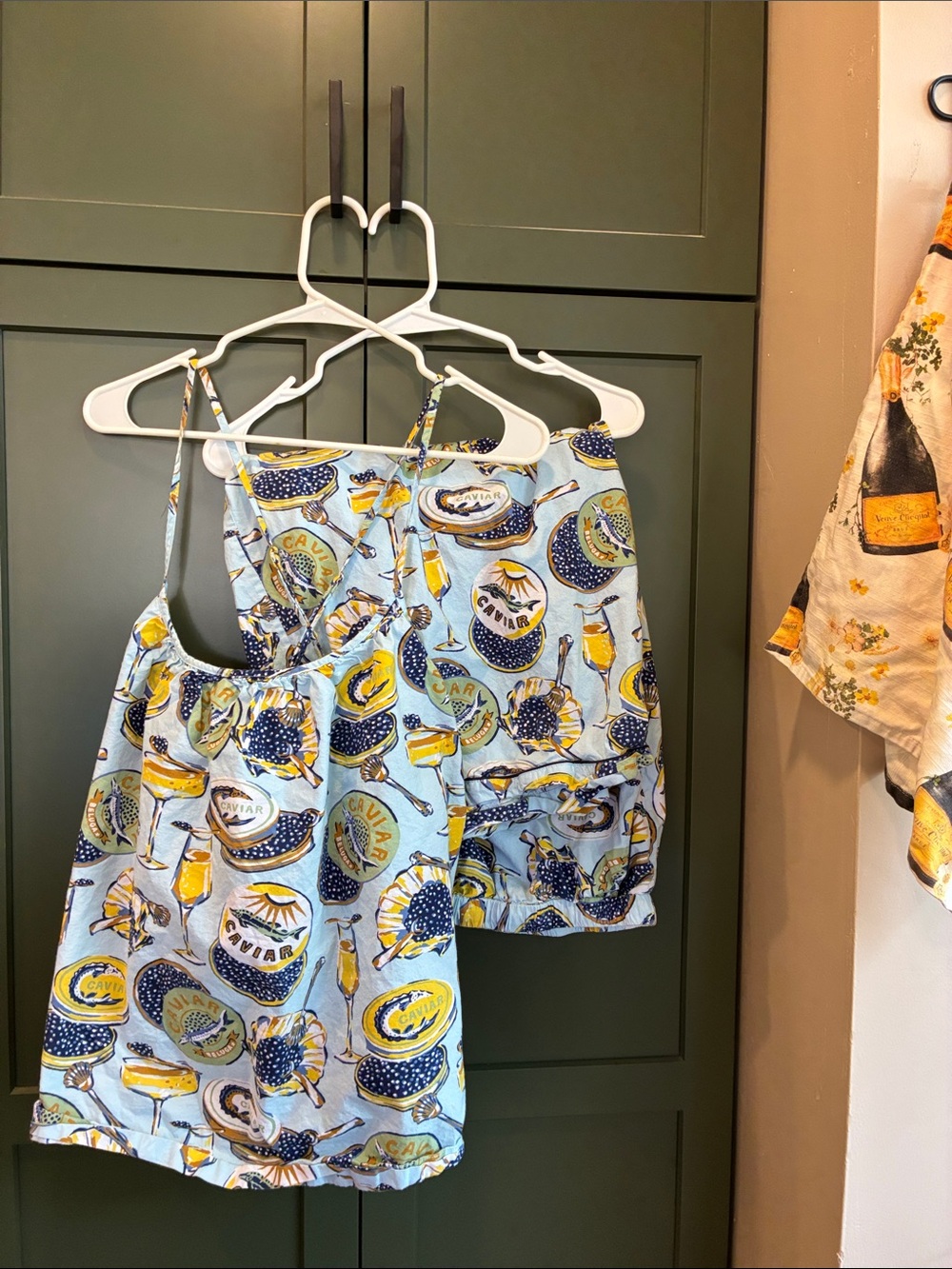 Print fresh caviar and champagne pajama set 5X